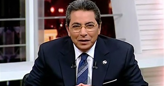 شاهد.. تعليق محمود سعد على وفاة العالم ستيفن هوكينج