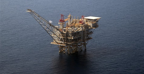 البترول تستعد لطرح ١٢ منطقة للتنقيب عن الغاز في البحر المتوسط (خبر)