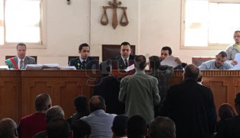 خفض الدرجة الوظيفية لمدير مدرسة بالدقهلية عمل بالتجارة دون إذن