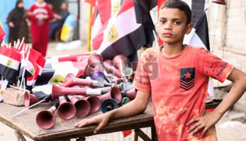 «الرزق يحب الخفية» الانتخابات موسم بركة لـ«السريحة» (صور)