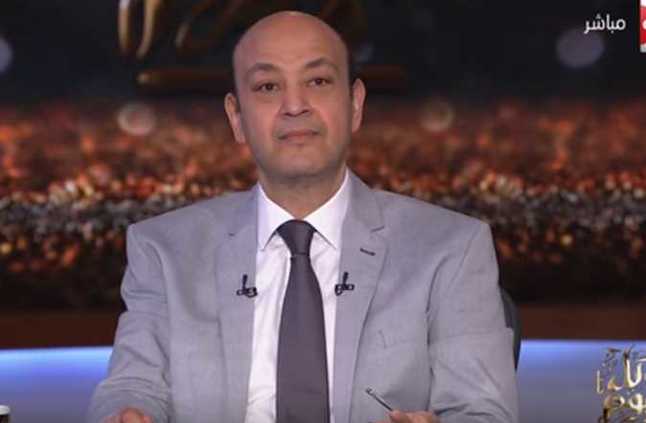 عمرو أديب عن «أوبر وكريم»: التوك توك ماشي في الشارع!