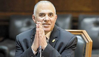 وزير الري: فقدان 2% من المياه يجعل 200 ألف أسرة عرضة للتطرف (خبر)