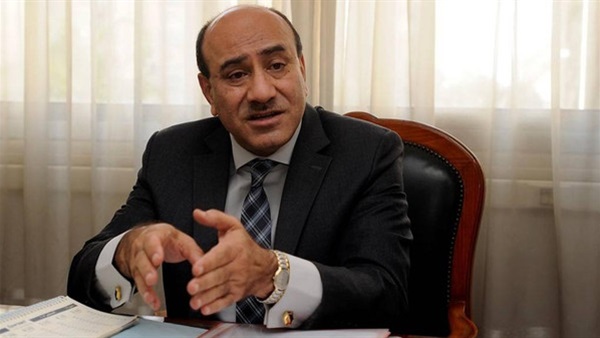 إحالة هشام جنينة للمحاكمة العسكرية في "وثائق عنان" (خبر)