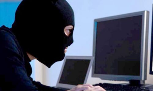 البرلمان ينهي الجدل حول قانون "الجريمة الإلكترونية".. والحبس سنة للمخالفين (خبر)