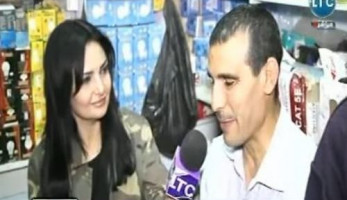 بالفيديو.. كفيف يعمل في تركيب "الدش" ببراعة (فيتشر)