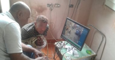 فيديو وصور.. أهالى بمنشأة ناصر يضبطون "حرامى غسيل" والمتهم يعلن التوبة (خبر)