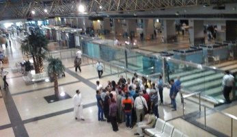 مطار القاهرة يستقبل شحنة ذهب من منجم السكري تمهيدا لشحنها إلى كندا  (خبر)