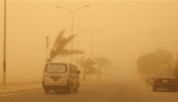 «الأرصاد الجوية» تكشف سبب عدم تعرض القاهرة للعاصفة الترابية.. فيديو (خبر)