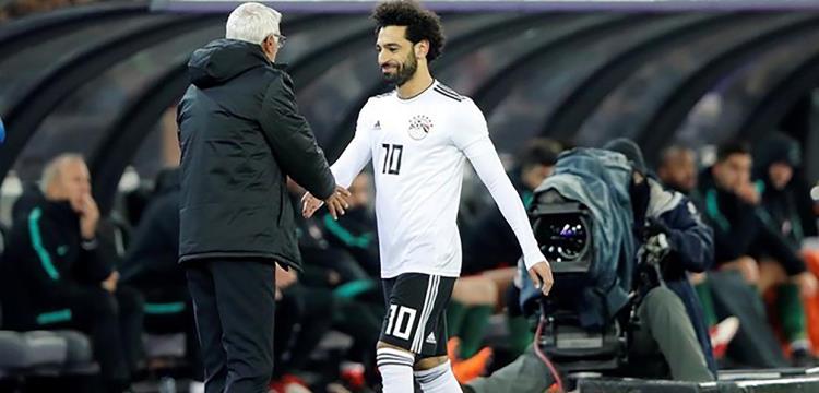كوبر يحلل مسيرة صلاح.. لماذا يُقارن بميسي؟.. وهل درب لاعب أفضل منه؟ (خبر)