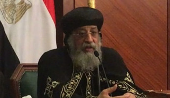 فرمان «الحشمة».. البابا يصدر تعليمات سرية بإلزام النساء بارتداء «ملابس لائقة» حرصا على «هيبة» الكنيسة.. اجتماعات مكثفة بالإيبارشيات لوضع «الآليات».. والمعارضون: نخشى اتهامنا بـ«السلفية» (ريبورتاج)