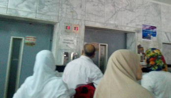 تعطل مصعد بمستشفى بركة السبع و"الحماية المدنية" تنقذ 7 أشخاص (خبر)