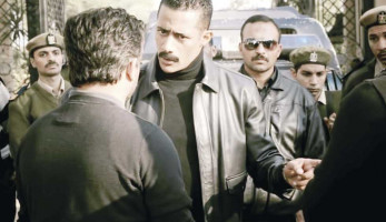 ملوك الترسو في المسلسلات.. «سكوت هنأكشن» (ملف) (ريبورتاج)