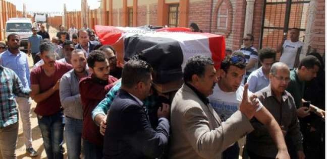 والدة الطالبة مريم في جنازتها: "أنا جايه عشان أزف بنتي للجنة" (ريبورتاج)