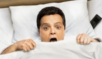 شاهد.. حظر مسلسل محمد هنيدي «أرض النفاق» في مصر (خبر)