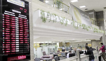 الدولار يلامس 18 جنيهًا بالبنوك.. و«عمرة رمضان» تدفع الريال السعودي للارتفاع | المصري اليوم