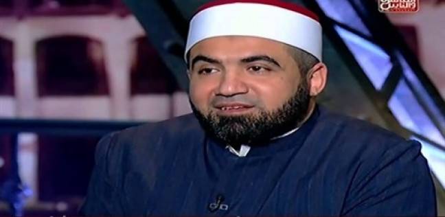 داعية لسيدة يجامعها زوجها نهار رمضان: "ما تحلويش في نفسك أوي" (خبر)