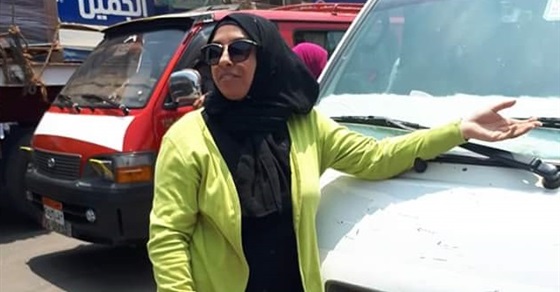 ريهام فريد طالبة فى كلية التجارة بدرجة «سواق ميكروباص» بالمنوفية.. صور (فيتشر)