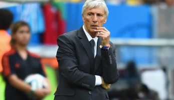 مدرب كولومبيا معلقا على التعادل مع منتخب مصر: يزداد خطورة بعودة صلاح (خبر)