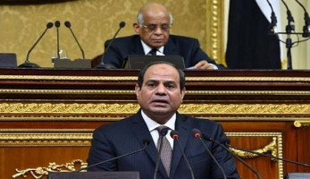 ضحك وقصيدة ومغازلة.. 6 مشاهد 'لا تنسى' من جلسة حلف يمين 'السيسي' لفترة ثانية (فيديو) (ريبورتاج)