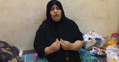 "رضا" مصابة بشلل أطفال: "مديونة لكل الناس ومهددة بالحبس والطرد من الشقة" (ريبورتاج)