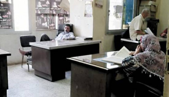رمضان فى مكاتب «الصحة» بكفر الشيخ: نوم وطبيخ (فيتشر)