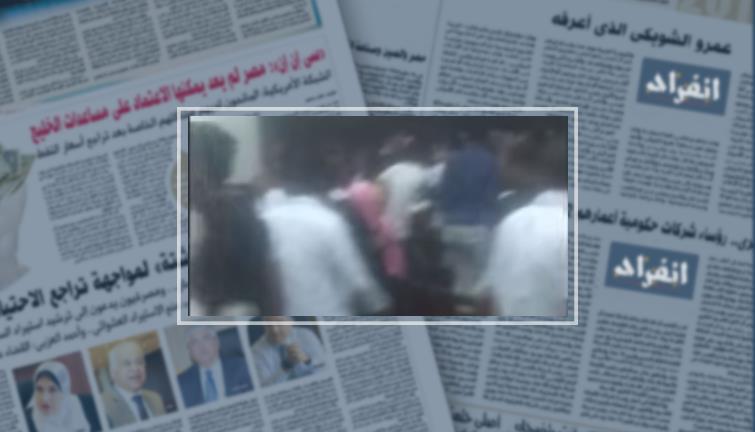 فيديو.. أهالى متهم يحولون قاعة المحكمة لحالة من الفوضى عقب صدور الحكم على " أبو كلو " (ريبورتاج)