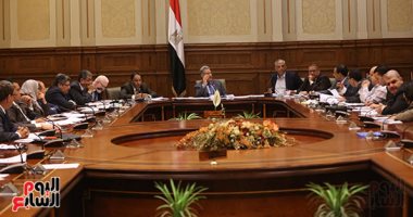 "محلية البرلمان" توافق نهائيا على مشروع قانون تنظيم انتظار المركبات بالشوارع - اليوم السابع (خبر)