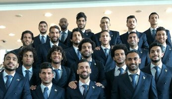 رحلة المنتخب الوطنى لروسيا فى عيون السوشيال ميديا.. حافلة المنتخب الضحية الأولى.. "الألش" على البدلة والكوتشى.. أغنية تشجيع الفراعنة فى مقارنة مع شعار نسور قرطاج..و"أول فرحة ليا مع المنتخب" يتصدر هاشتاجات الدعم