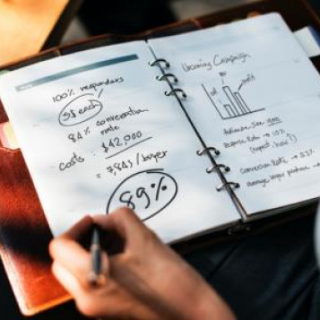 5 استراتيجيات لتخفيض تكلفة الحملات الإعلانية للمؤسسات الإعلامية على مواقع التواصل الإجتماعي
