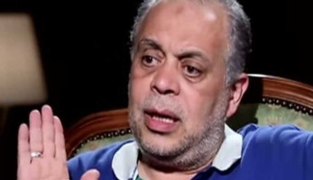 أشرف زكي: «إحنا مقولناش للشركة والنبي سفرينا»