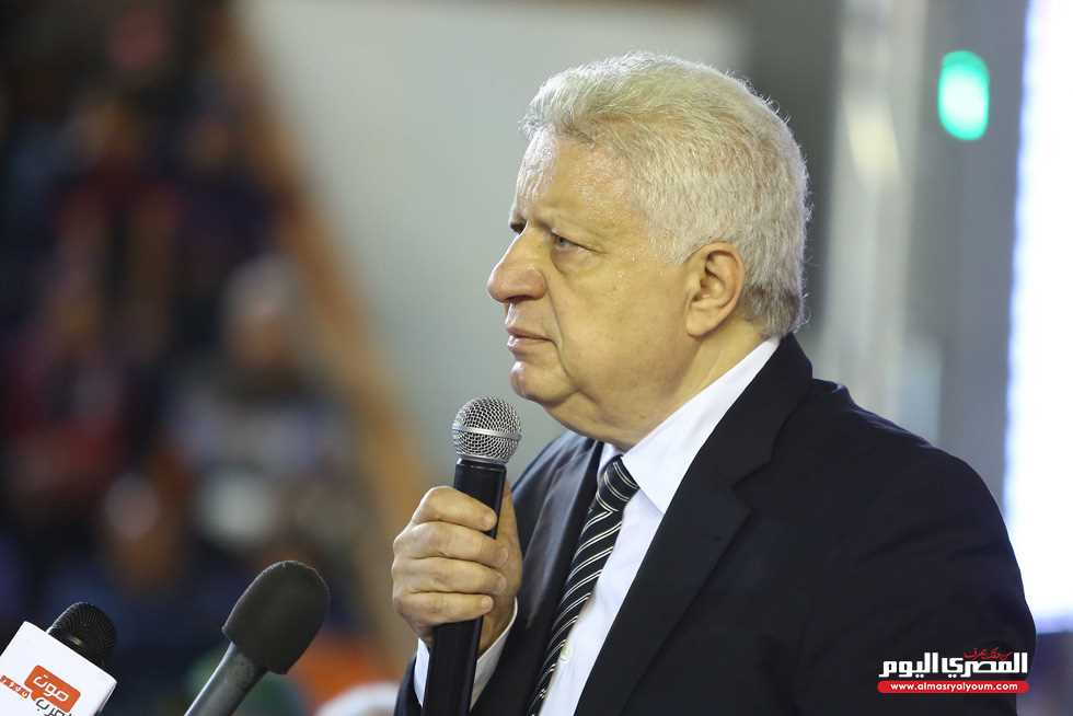 لاعبو الزمالك الدوليون يغلقون هواتفهم ويرفضون الرد على مرتضى منصور (فيديو) (خبر)