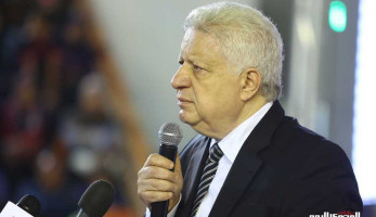 لاعبو الزمالك الدوليون يغلقون هواتفهم ويرفضون الرد على مرتضى منصور (فيديو) (خبر)