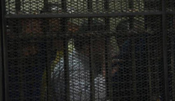 عاجل| المشدد 10 سنوات لمستشار وزير الصحة لإدانته بتلقي رشوة