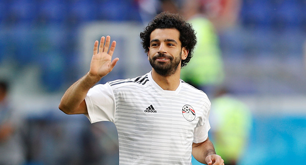لماذا قرر محمد صلاح البقاء مع ليفربول؟.. الشعبية الطاغية بين جماهير الريدز والتعلم من درس كوتينيو.. الانضمام لجيرارد وفاولر وإيان راش فى قائمة أساطير النادى.. والابتعاد عن ضغوطات ريال مدريد وصافرات الاستهجان