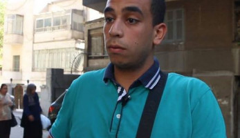 شاهد.. جدل بين عشاق الساحرة المستديرة حول عودة الجماهير للمدرجات