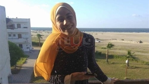 نتيجة الثانوية العامة .. في عائلة الـ«7 أطباء».. «ندى» الأولى علمي رياضة: «حبيت أغير»