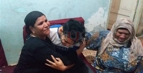 حكاية ابن «بائعة الأنابيب» الرابع في أوائل الثانوية
