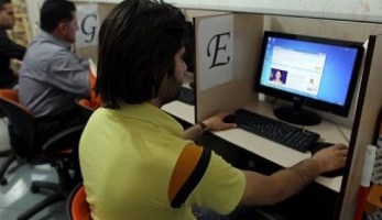 نتيجة الثانوية العامة والتقديم الإلكترونى ينعشان مقاهى الإنترنت