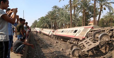 التحفظ على سائق قطار «المرازيق» وعامل التحويلة والصندوق الأسود