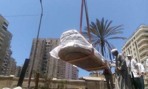 وصول تابوت الإسكندرية إلى مخازن وزارة الآثار لأعمال الترميم