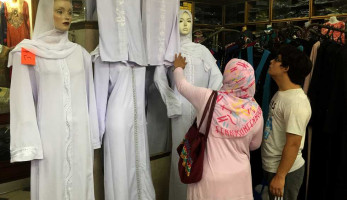 50 % زيادة بأسعار ملابس «الإحرام».. و«طقم اقتصادى» لمواجهة الغلاء