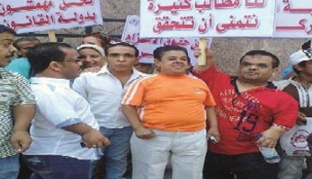 الأقـــــزام يصرخون: «إحنا بنموت كل يوم»
