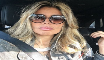 أول رد من زينة عاشور على 'حضن' عمرو دياب ودينا الشربيني