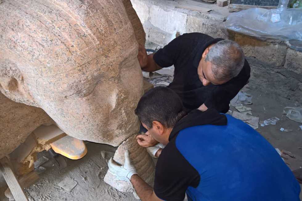 رأس «سنوسرت الأول» تصل المتحف الكبير  (صور)