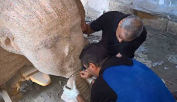 رأس «سنوسرت الأول» تصل المتحف الكبير  (صور)
