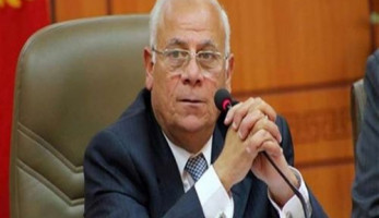 محافظ بورسعيد يعتذر للأطفال المهربين
