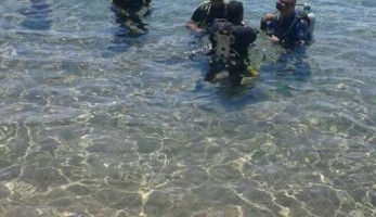 يستعد لدخول "جينيس".. الغطاس صدام كيلاني يطالب بـ"سبحة" تحت الماء