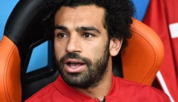 شاهد.. محمد صلاح يوجه رسالة إلى عصام الحضري