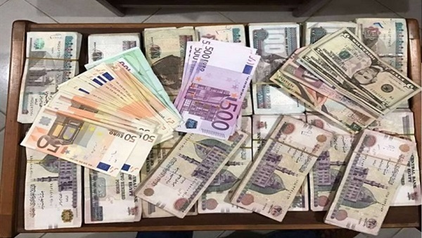 الجنيه يرتفع أمام العملات الأجنبية والعربية مع استقرار الدولار خلال تعاملات اليوم الأحد