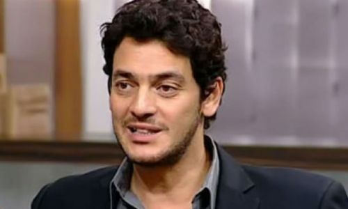 شاهد.. خالد أبو النجا يدعم الشواذ